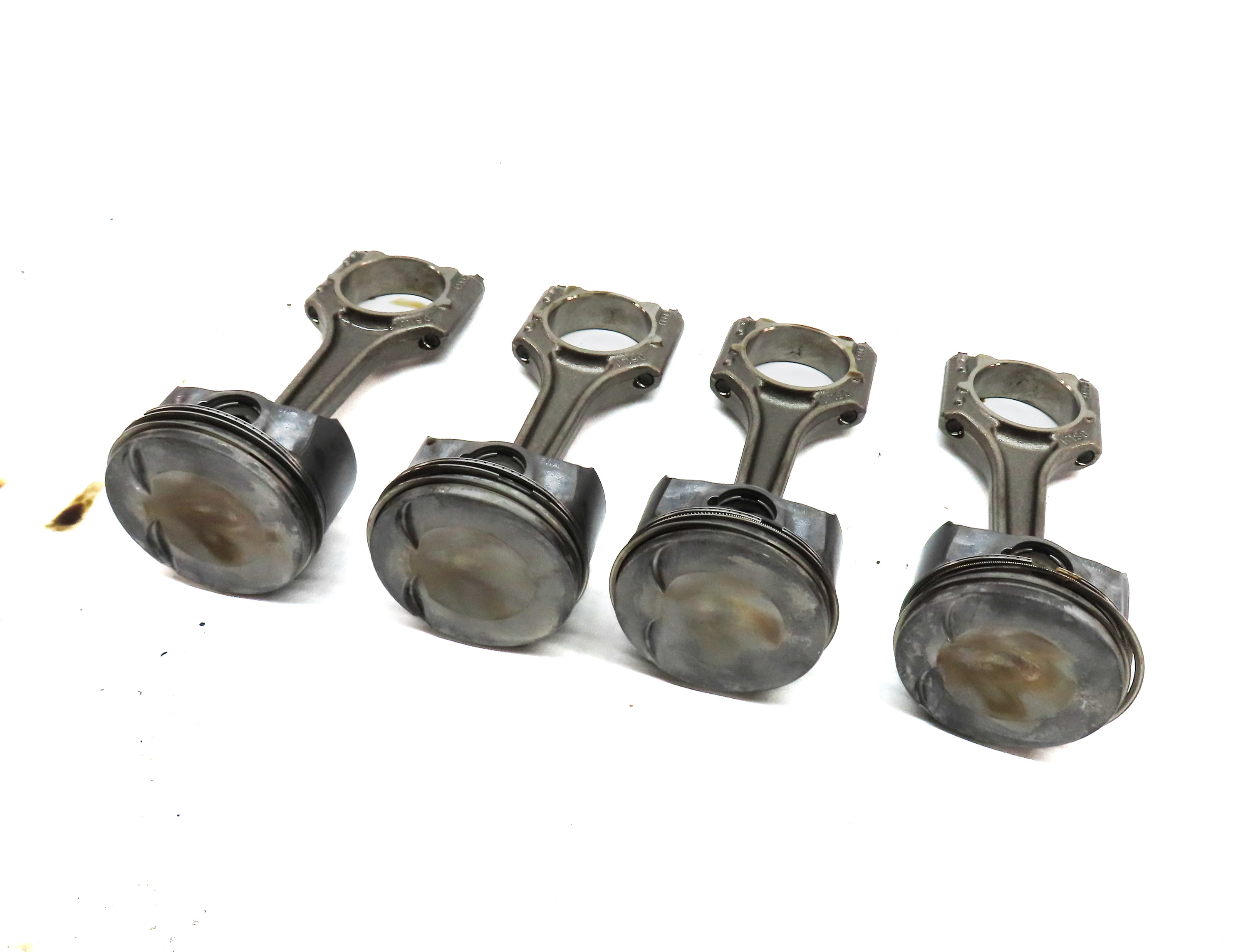2015-2018 AUDI Q3 (8U) 2.0L CCTA TURBO ENGINE PISTON w/ CONNECTING ROD SET/4 — exact item pictured